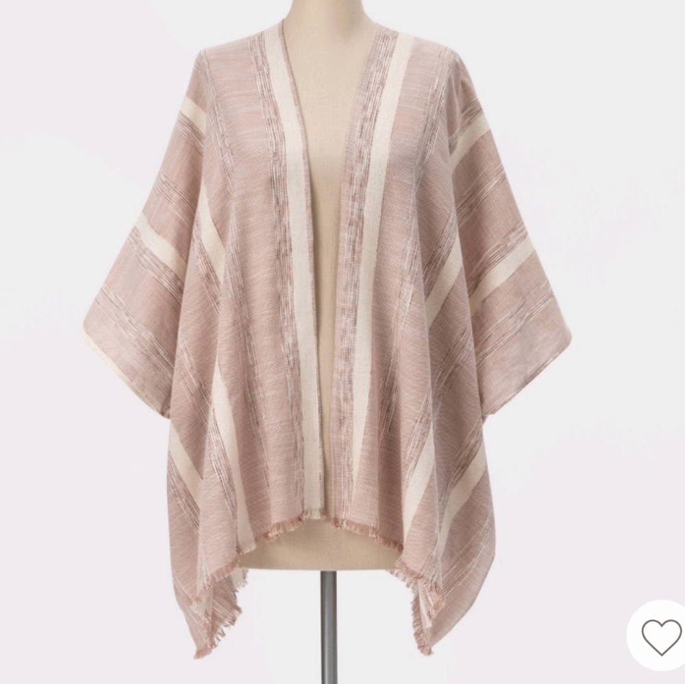 Universal Thread Kimono